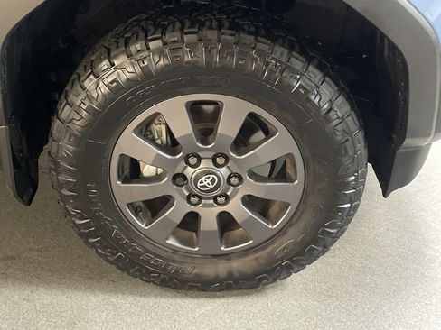 Used 2024 Toyota Land Cruiser image 13