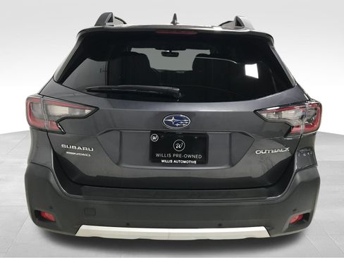 Used 2025 Subaru Outback Limited w/ Tech Package 3 AWD/4WD image 5