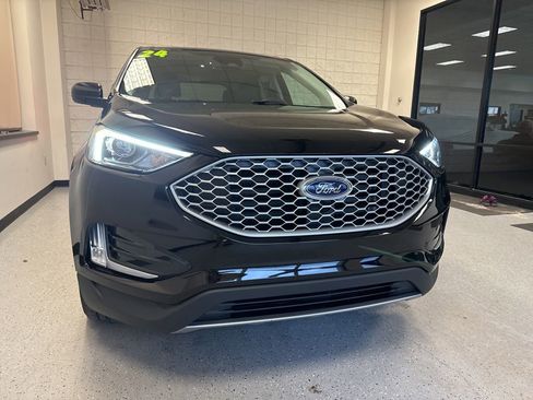 Used 2024 Ford Edge SEL w/ Convenience Package AWD/4WD image 32