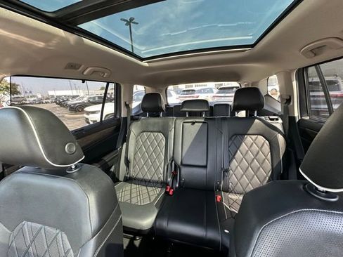 Certified 2024 Volkswagen Atlas SEL Premium R-Line image 31