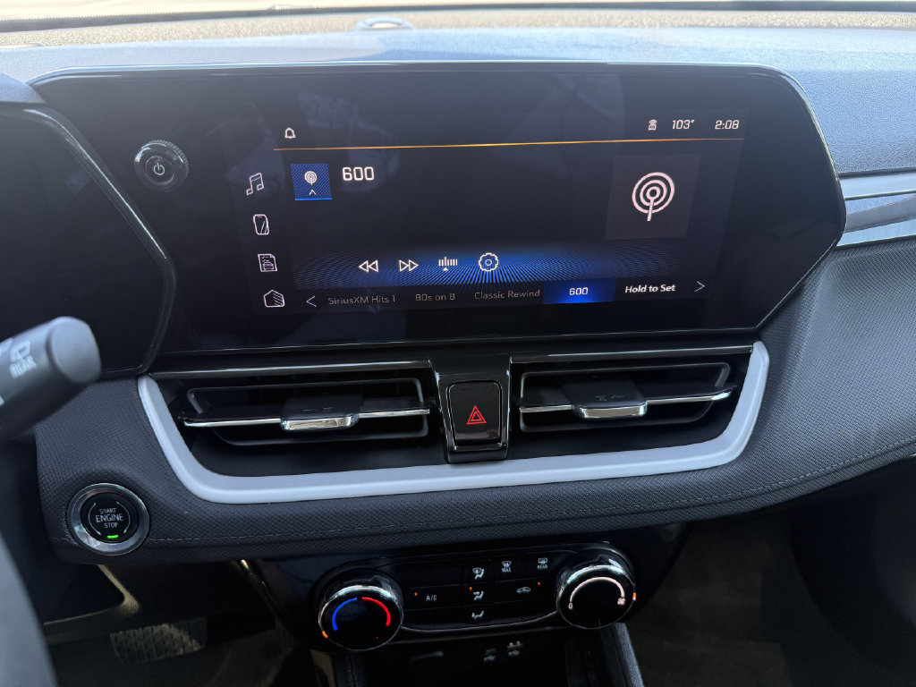 Used 2025 Chevrolet TrailBlazer LT FWD image 14