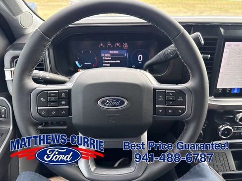 New 2026 Ford F250 Lariat w/ Black Appearance Package AWD/4WD image 19