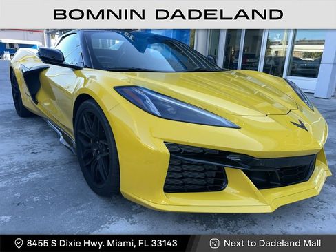 Used 2025 Chevrolet Corvette Z06 w/ Stealth Interior Trim Package image 1