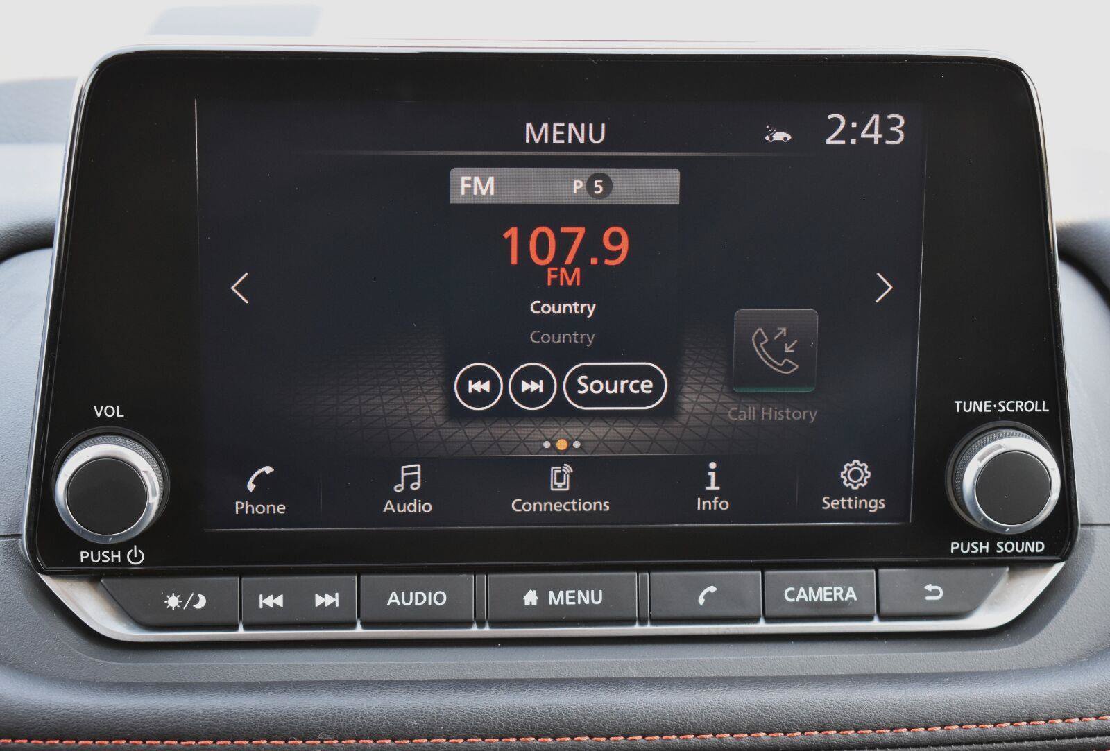 Used 2025 Nissan Rogue SV w/ Rock Creek Premium Package AWD/4WD image 22