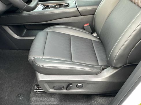 New 2026 Nissan Murano Platinum image 26