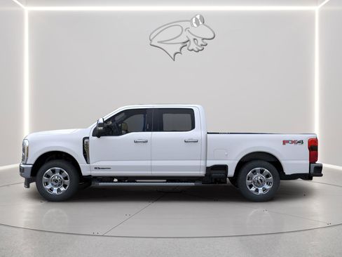 New 2026 Ford F250 Lariat image 3