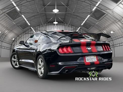 Used 2020 Ford Mustang GT RWD image 23