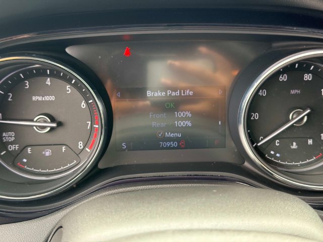 Used 2022 Buick Encore GX Select w/ Sport Touring Package FWD image 24