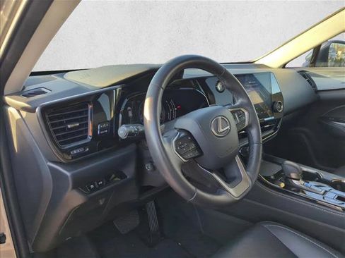 Used 2024 Lexus NX 250 FWD w/ Towing Package (2000 Lbs) image 11
