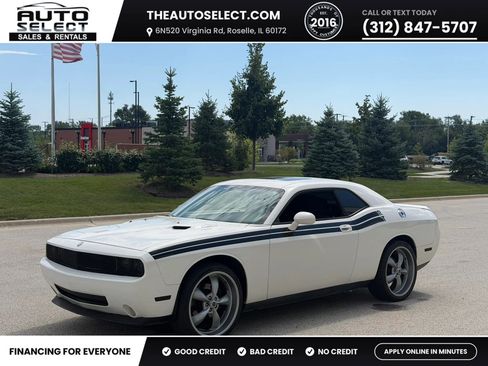 Used 2009 Dodge Challenger R/T RWD image 1
