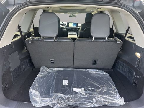 New 2026 Lincoln Aviator AWD image 7