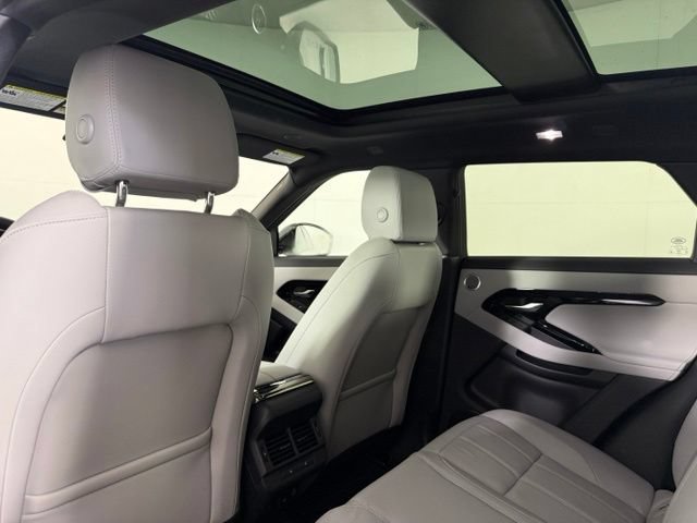 New 2026 Land Rover Range Rover Evoque S AWD/4WD image 18