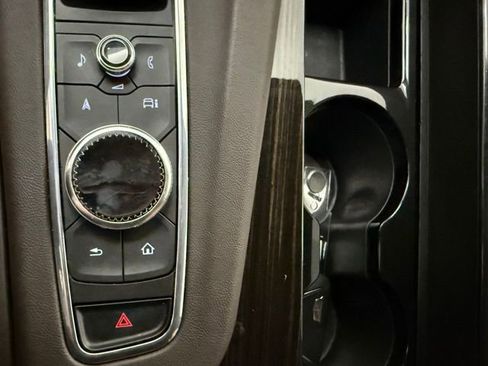 Used 2021 Cadillac Escalade Premium Luxury w/ Driver Assist Tech Package image 26