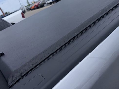 Used 2024 RAM 1500 Laramie AWD/4WD image 8