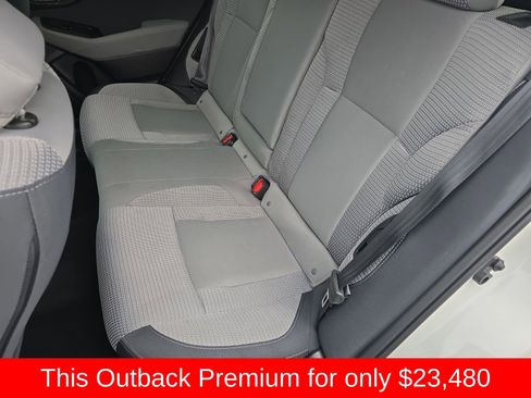 Used 2023 Subaru Outback Premium image 20