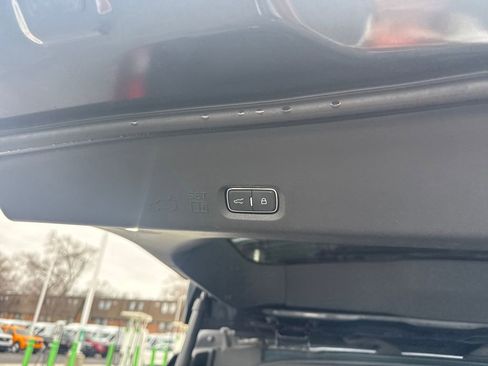 Used 2025 Ford Expedition Max Platinum w/ Platinum Ultimate Package image 18