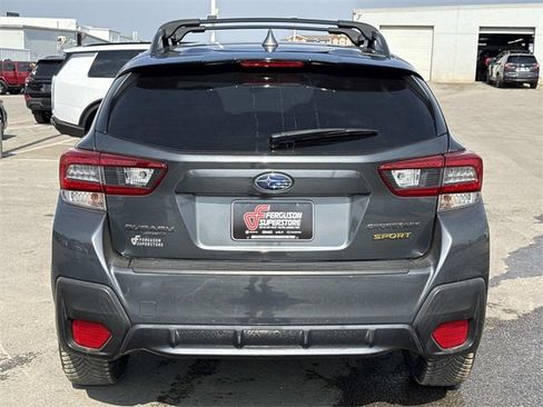 Used 2022 Subaru Crosstrek 2.5i Sport w/ Moonroof Package image 3