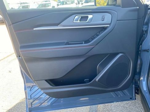 New 2026 Ford Explorer ST-Line image 13