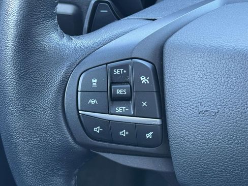 Used 2020 Ford Explorer XLT w/ Equipment Group 202A image 19