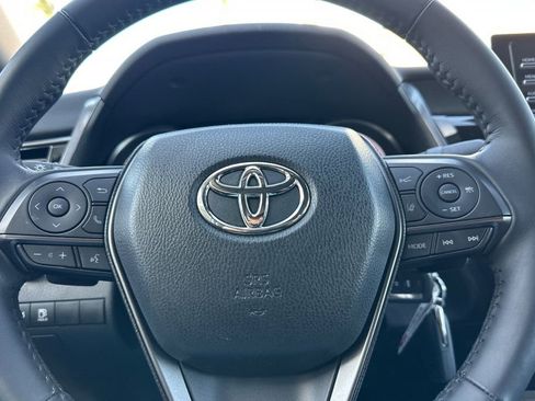 Used 2024 Toyota Camry SE image 23