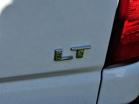 Used 2025 Chevrolet Silverado 2500 LT w/ Safety Package AWD/4WD image 9