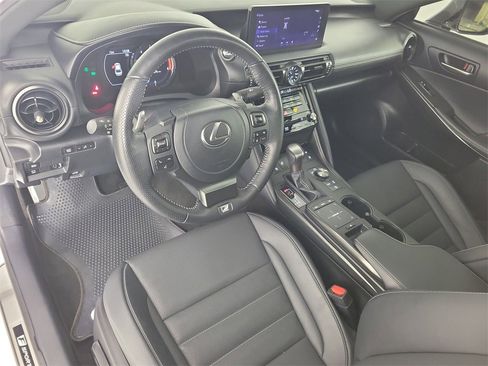 Used 2023 Lexus IS 350 F Sport w/ Navigation Package image 17