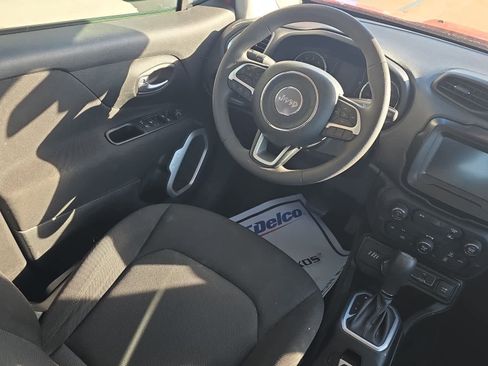 Used 2021 Jeep Renegade Sport image 13