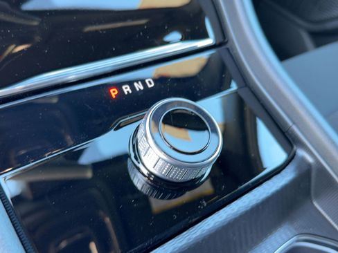 New 2025 Jeep Grand Cherokee L Laredo w/ Luxury Tech Group I image 17