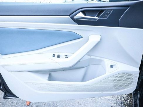 New 2026 Volkswagen Jetta SE image 22