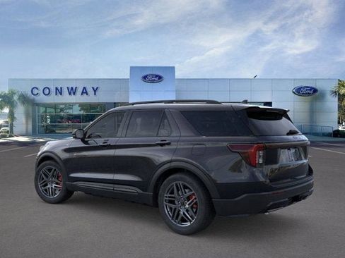 New 2026 Ford Explorer ST-Line w/ ST-Line Street Pack image 4