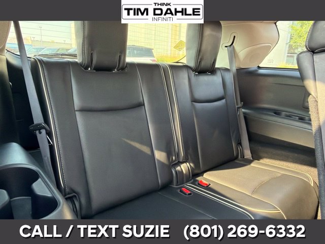 Used 2017 INFINITI QX60 Luxe w/ Premium Plus Package AWD/4WD image 18