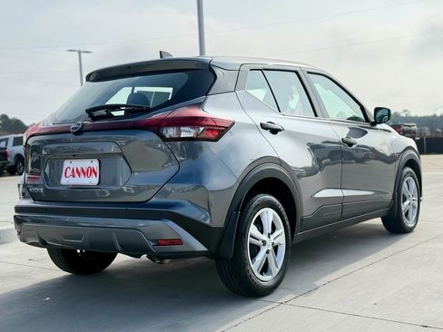 Used 2024 Nissan Kicks S image 7