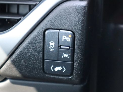 Used 2020 Chevrolet Suburban LT AWD/4WD image 34