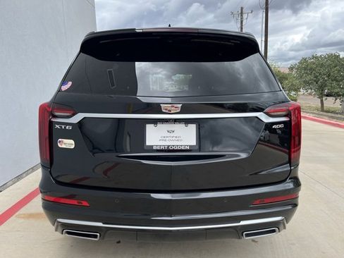 Certified 2025 Cadillac XT6 Premium Luxury image 6