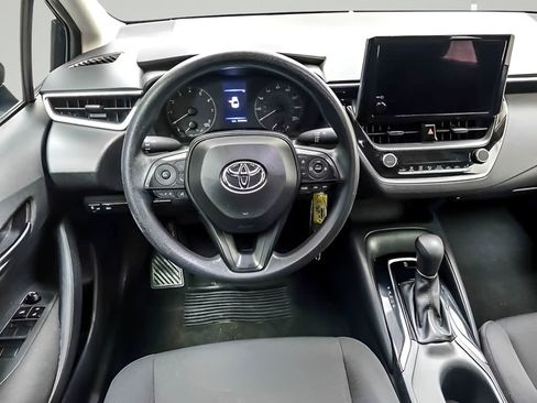 Used 2024 Toyota Corolla LE FWD image 12