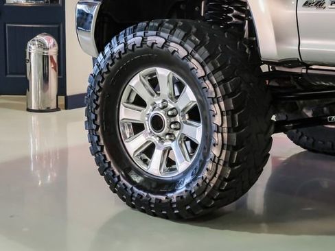 Used 2019 Ford F250 Lariat w/ Lariat Value Package image 49