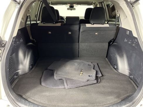 Used 2018 Toyota RAV4 XLE image 47