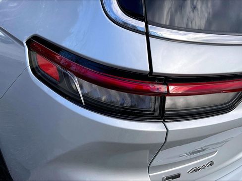 Used 2021 Jeep Grand Cherokee L Limited image 28