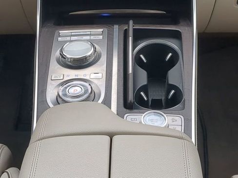 Used 2023 Genesis GV80 2.5T w/ Prestige 20" Package image 18