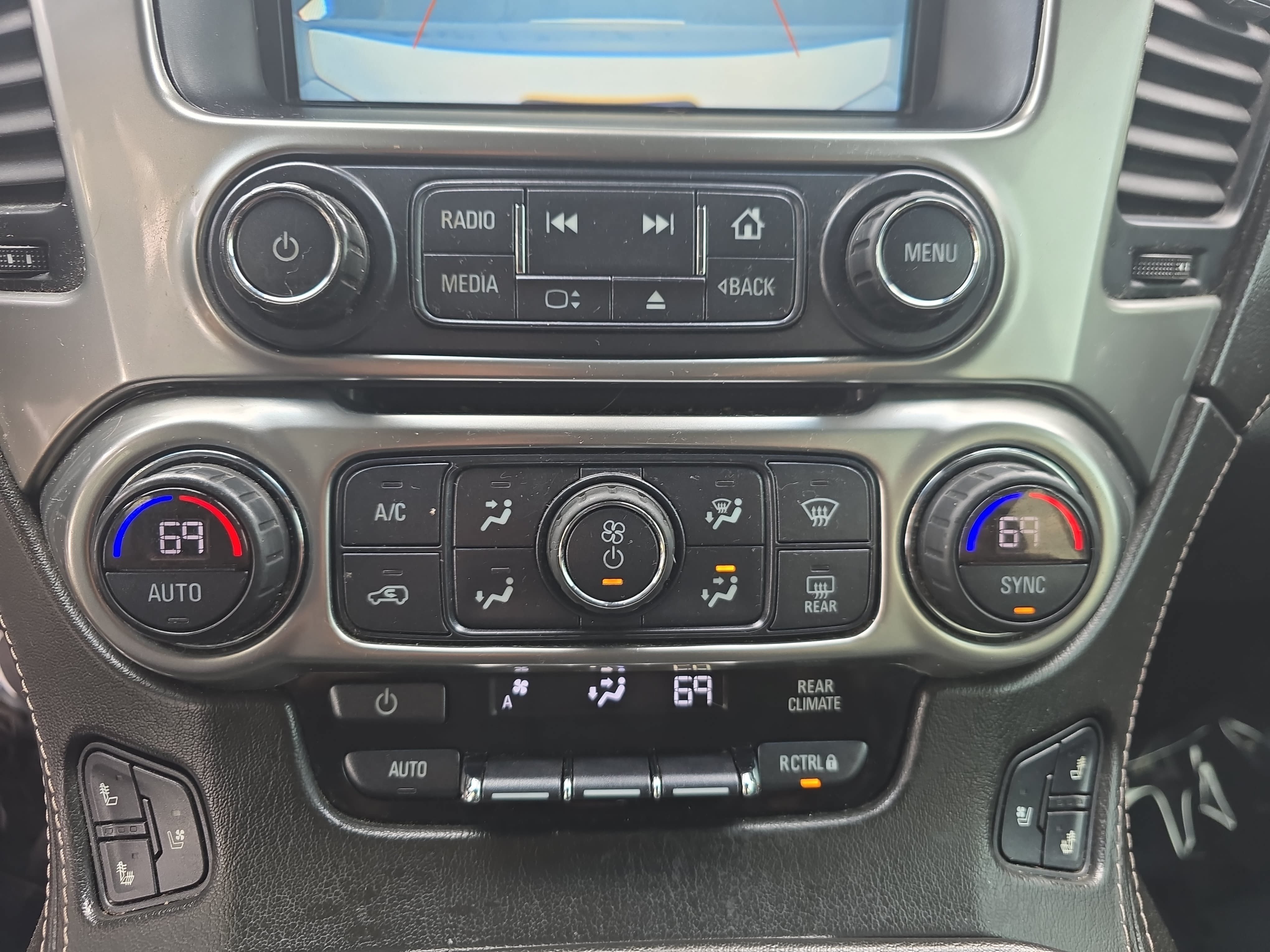 Used 2019 Chevrolet Tahoe Premier AWD/4WD image 20