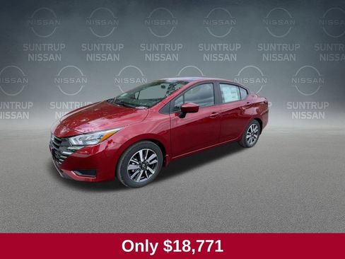 Used 2025 Nissan Versa SV w/ Trunk Package image 4
