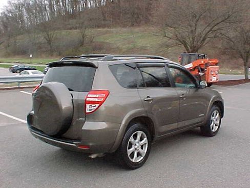 Used 2011 Toyota RAV4 Limited w/ Limited Extra Value Pkg image 5