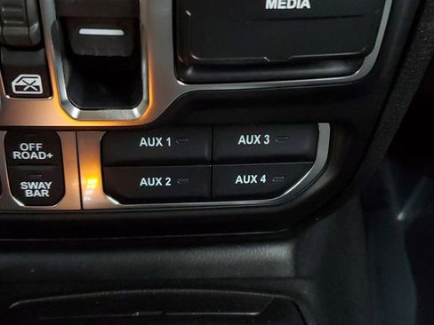 New 2026 Jeep Gladiator Rubicon w/ Safety Group image 34