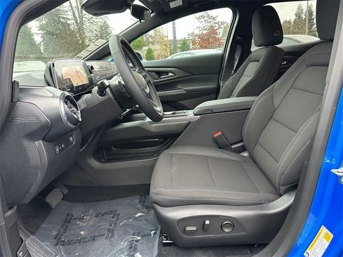 New 2026 Chevrolet Equinox EV LT image 19