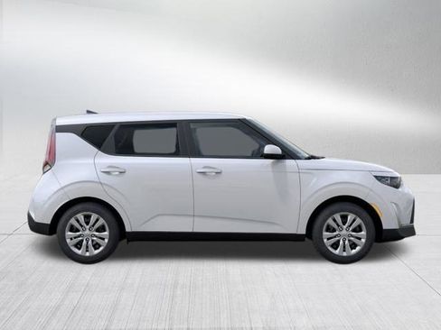 New 2025 Kia Soul LX image 7