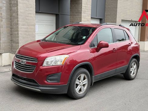 Used 2015 Chevrolet Trax LT w/ LT Plus Package AWD/4WD image 1