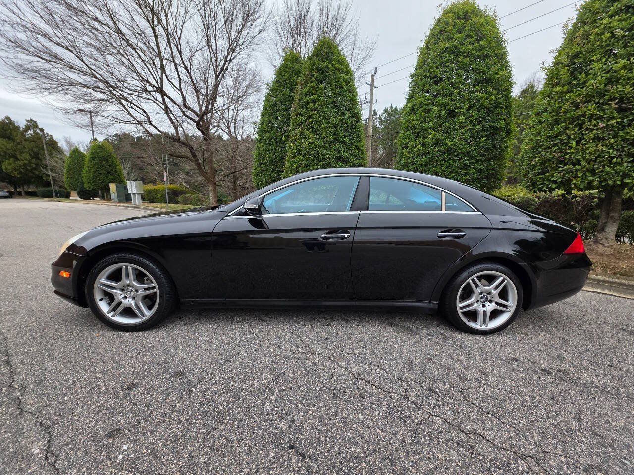 Used 2006 Mercedes-Benz CLS 500 w/ AMG Sport Pkg image 2