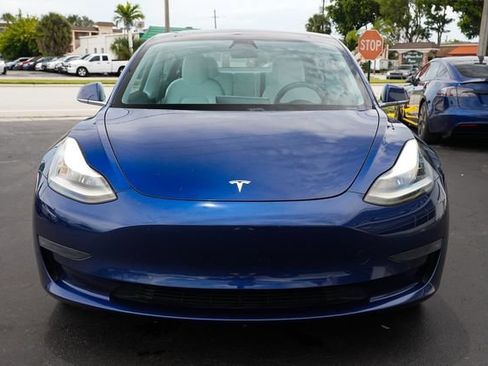 Used 2019 Tesla Model 3 Standard Range Plus RWD image 21