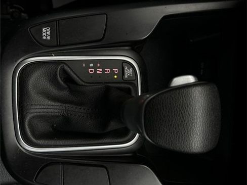 Certified 2022 Kia Soul LX image 34