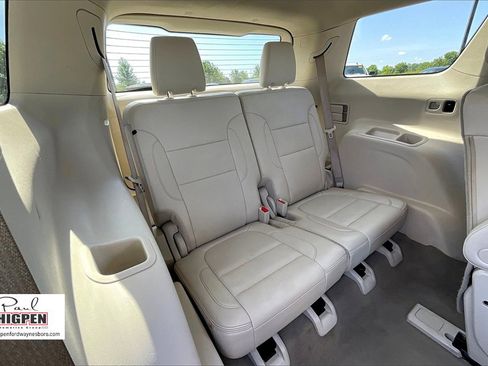 Used 2023 GMC Acadia Denali w/ Denali Ultimate Package image 28